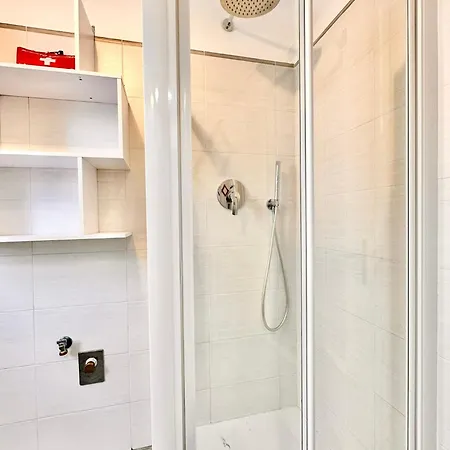 Apartment Hostdomus - Sea View Finale Ligure