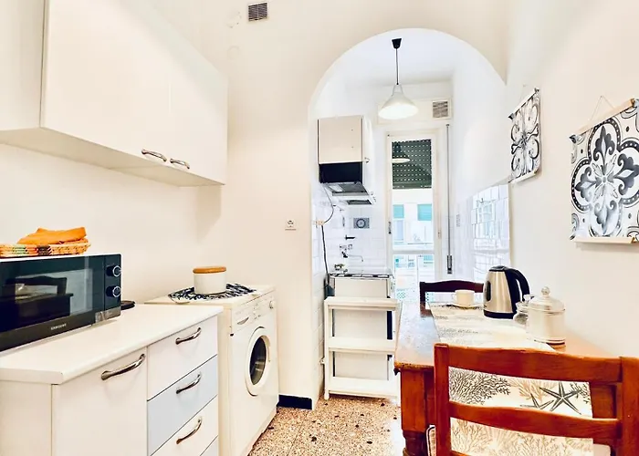 Apartment Hostdomus - Sea View